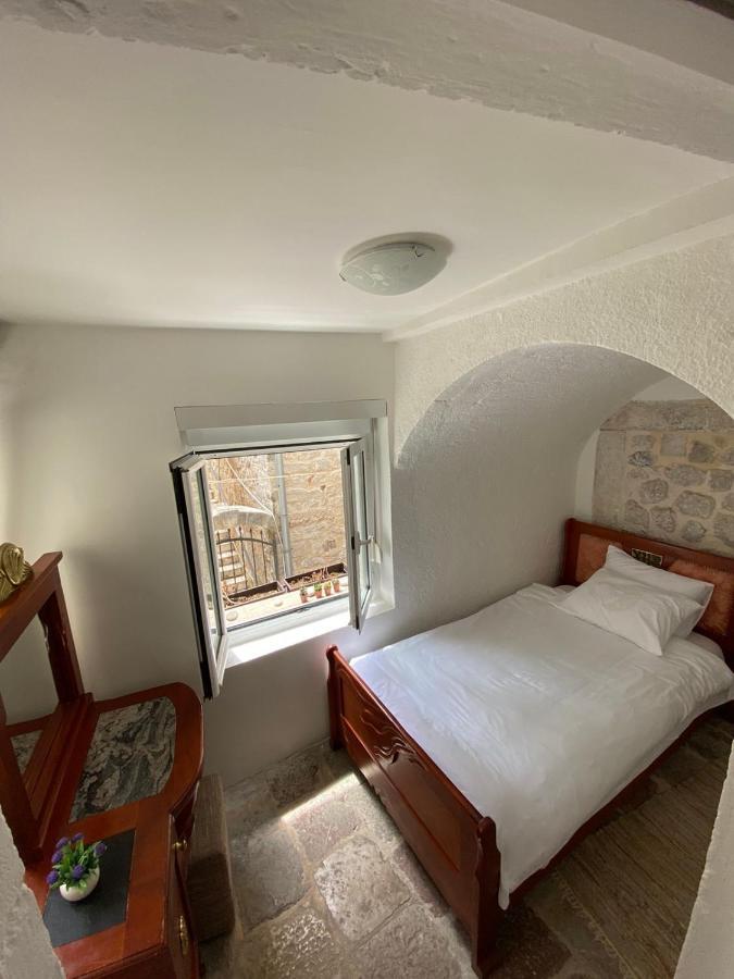 Apartment Ozana Kotor Exterior photo