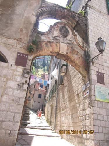 Apartment Ozana Kotor Exterior photo